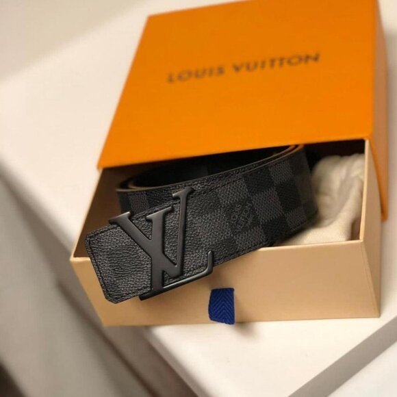 Louis Vuitton Men's Black Belt - Picture 1 of 3